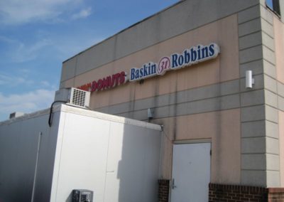 commercial power wash on a Hagerstown, MD restaurant
